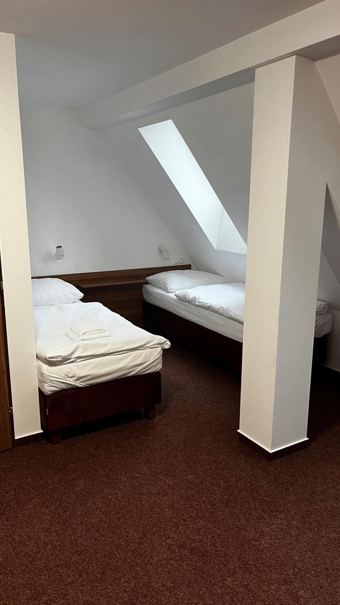 Penzion Sessler *** Trnava Eksteriør billede